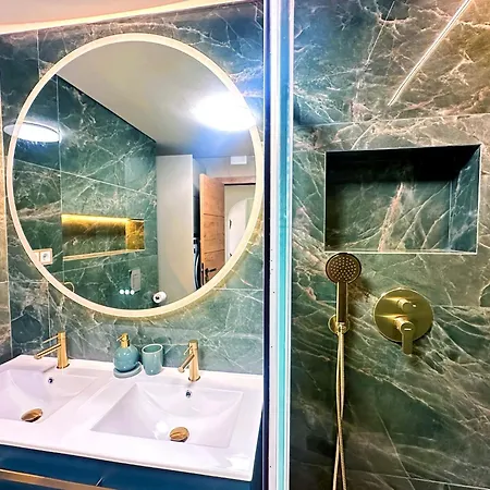 Oura Modern Poolside By Becherish * Албуфейра