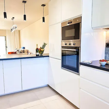 Oura Modern Poolside By Becherish